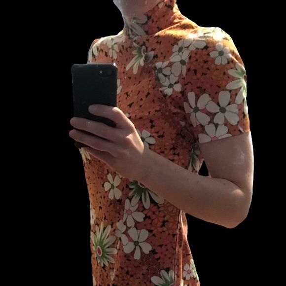 Stunning Vintage Floral Print Cheongsam Dress - Picture 5 of 5